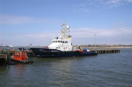 THV Alert - Trinity House - Photo: © Ian Boyle - www.simplonpc.co.uk