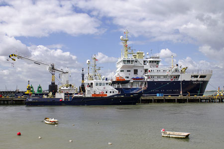 THV Galatea & Alert - Trinity House - Photo: © Ian Boyle - www.simplonpc.co.uk