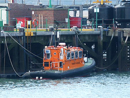 THV Ready - Trinity House - Photo: © Ian Boyle - www.simplonpc.co.uk