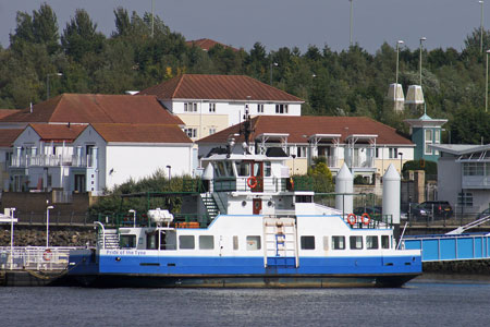 PRIDE OF THE TYNE - River Tyne - Shields Ferry - Photo ©2010 Ian Boyle - www.simplonpc.co.uk