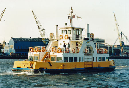 SHIELDSMAN - River Tyne - Shields Ferry - Photo ©Ian Boyle - www.simplonpc.co.uk