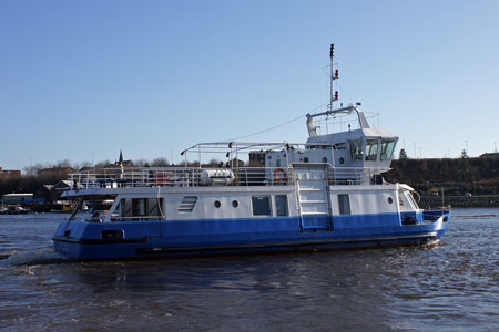 SPIRIT OF THE TYNE - River Tyne - Shields Ferry - Photo ©2011 Ian Boyle - www.simplonpc.co.uk