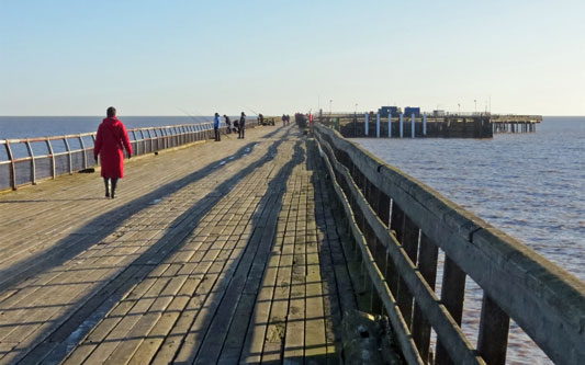 Walton Pier - www.simplonpc.co.uk - Photo: 2013 Ian Boyle