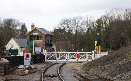 Wensleydale Railway - Photo: © Ian Boyle, 5th April 2013 -  www.simplonpc.co.uk