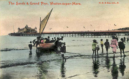 Beach Boats - Weston-super-Mare - Photo: � Ian Boyle, 18th September 2010 - www.simplonpc.co.uk