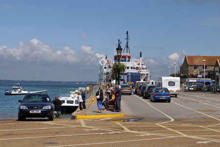 Cenwulf - Wightlink - © 2007 Ian Boyle - www.simplonpc.co.uk