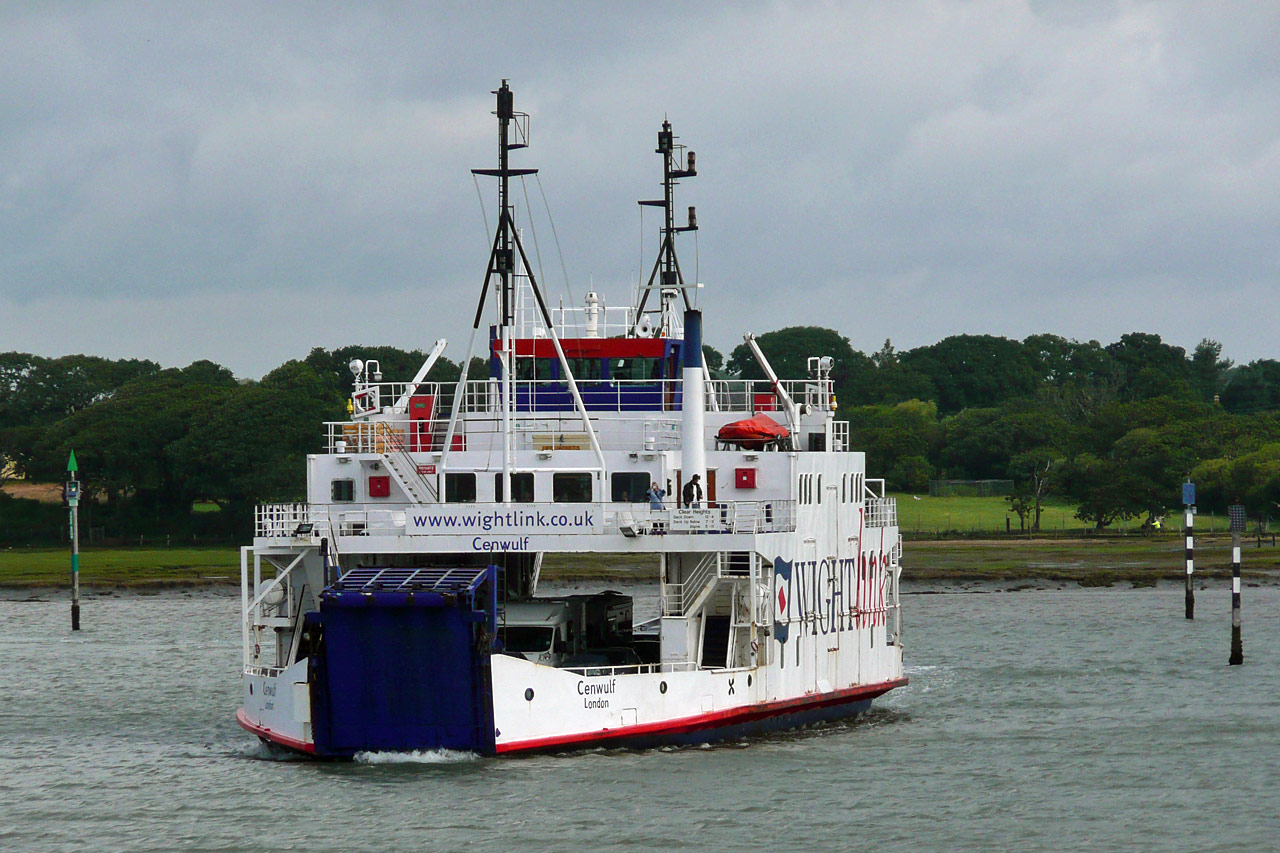 Cenwulf - Sealink - Wightlink - Ferry Postcards & Photographs