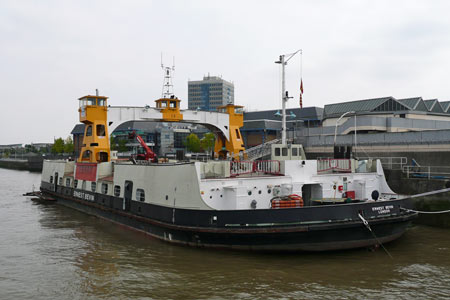 Woolwich Free Ferry - Simplon Postcards - www.simplonpc.co.uk - Photo: © Ian Boyle