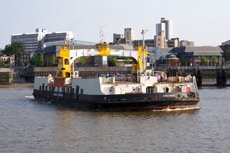 Woolwich Free Ferry - Simplon Postcards - www.simplonpc.co.uk - Photo: © Ian Boyle