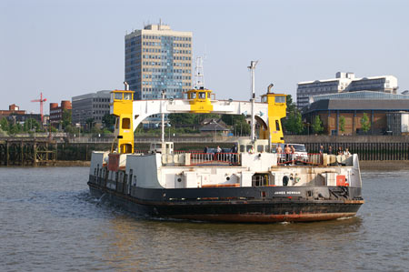 Woolwich Free Ferry - Simplon Postcards - www.simplonpc.co.uk - Photo: © Ian Boyle