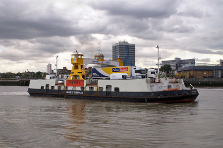 Woolwich Free Ferry - Simplon Postcards - www.simplonpc.co.uk - Photo: © Ian Boyle