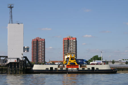 Woolwich Free Ferry - Simplon Postcards - www.simplonpc.co.uk - Photo: © Ian Boyle