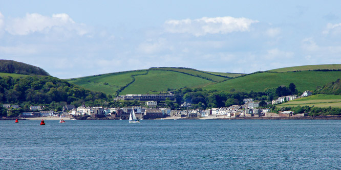 CAWSAND - Plymouth Boat trips - Photo: © Ian Boyle, 14th May 2014 - www.simplonpc.co.uk