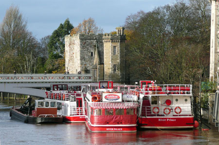 River Palace - York Boat - Photo: © Ian Boyle, 18th Novembe2009